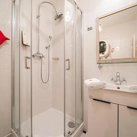 Revelton 마리안스케 라즈네