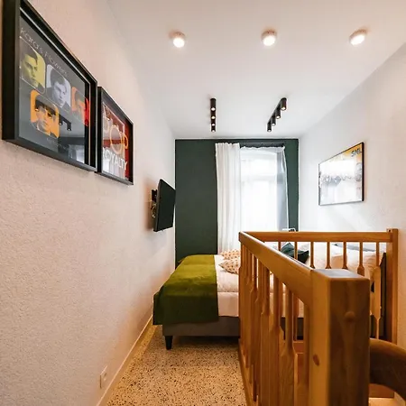 Revelton Aparthotel 4*