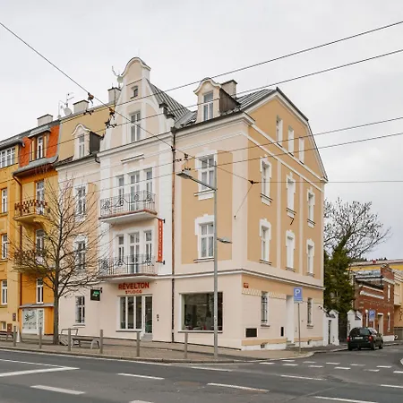 Revelton Apart Otel Mariánské Lázně