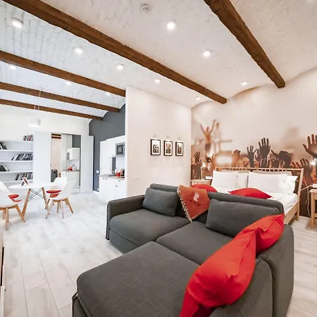 Revelton 公寓式酒店