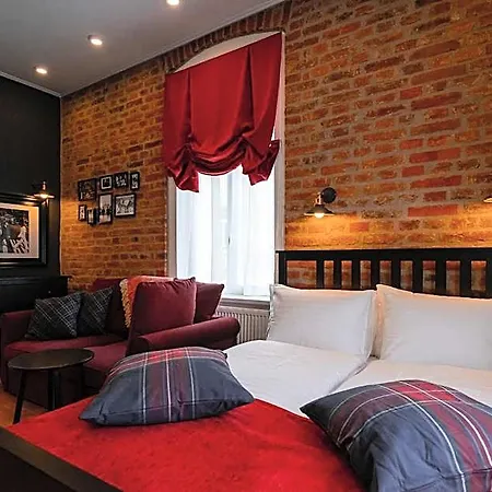 Revelton 4*