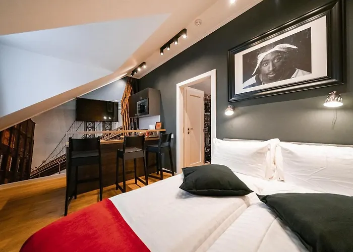 Aparthotel Revelton 4*